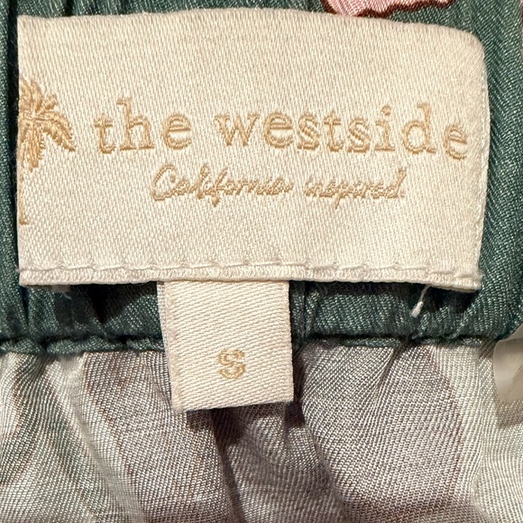 The Westside Tiered Skirt in Desert Bloom - Picture 4 of 4